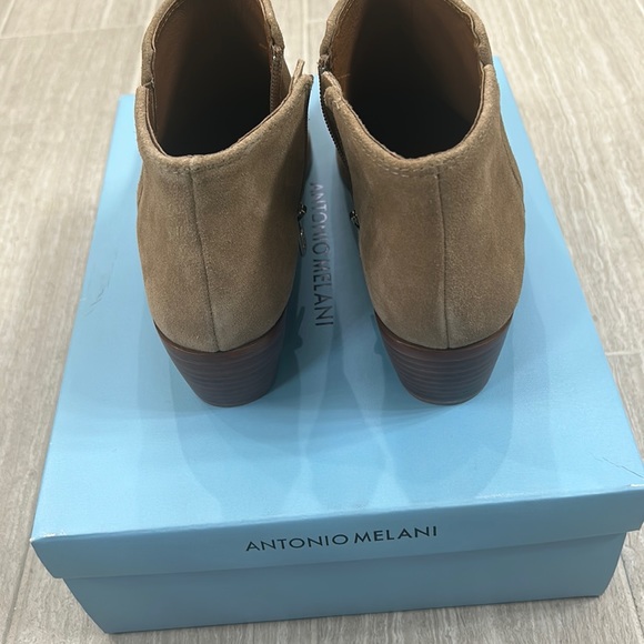 NWT Antonio Melani Ankle Boots - Picture 6 of 10